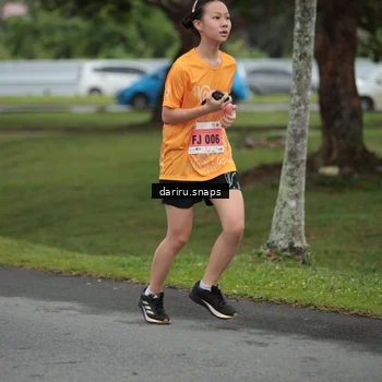 Runner Photo 8561276