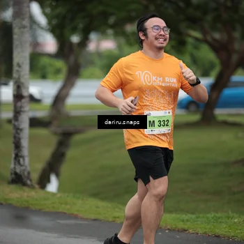 Runner Photo 8561326