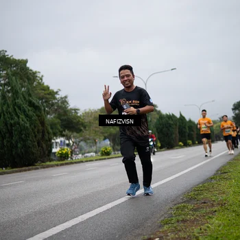 Runner Photo 8561365