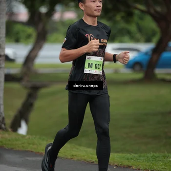 Runner Photo 8561367