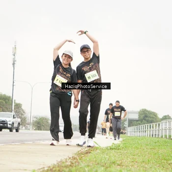 Runner Photo 8561392