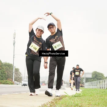 Runner Photo 8561418