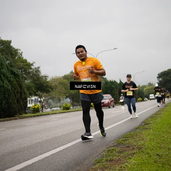 Runner Photo 8561471