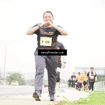 Runner Photo 8561483