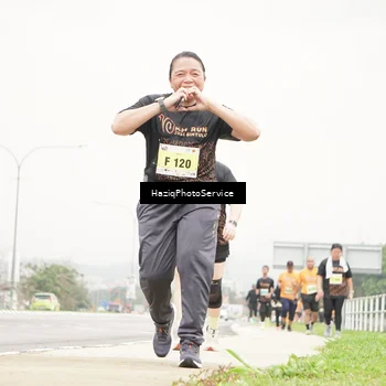 Runner Photo 8561493