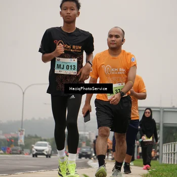Runner Photo 8561547