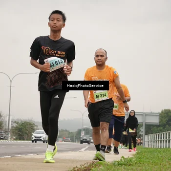 Runner Photo 8561563