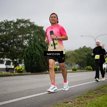 Runner Photo 8561565