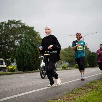 Runner Photo 8561572