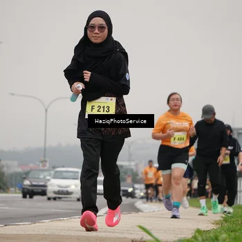 Runner Photo 8561620