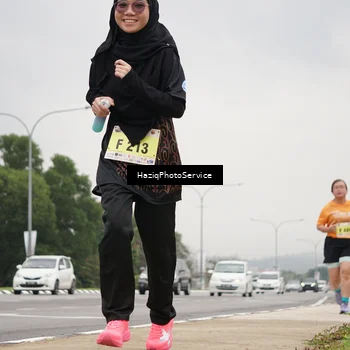 Runner Photo 8561624