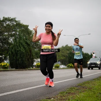 Runner Photo 8561674