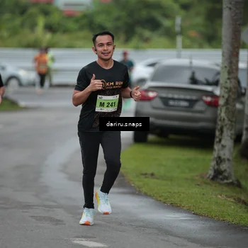 Runner Photo 8561753