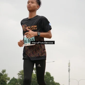 Runner Photo 8561760