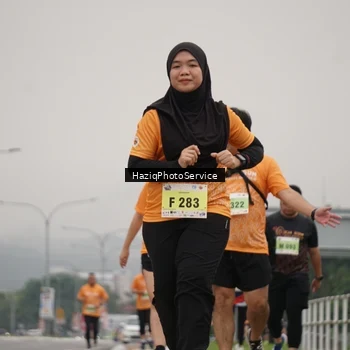 Runner Photo 8561774
