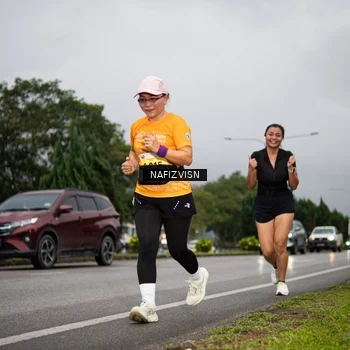 Runner Photo 8561800