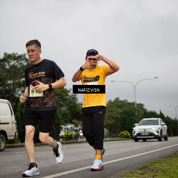 Runner Photo 8561838