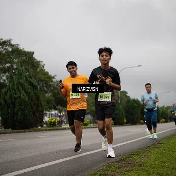 Runner Photo 8561859