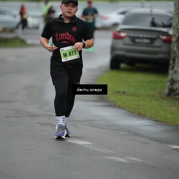Runner Photo 8561875