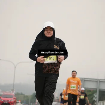 Runner Photo 8561888