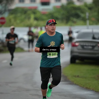 Runner Photo 8561909