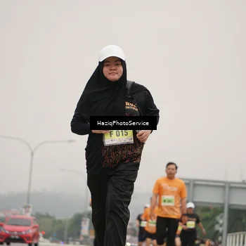 Runner Photo 8561950