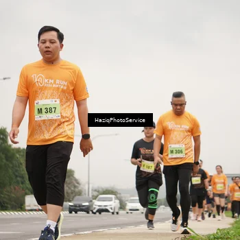 Runner Photo 8561956