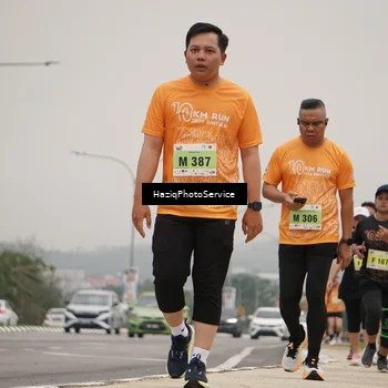 Runner Photo 8561958