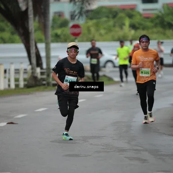 Runner Photo 8561977