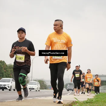 Runner Photo 8561978