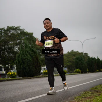Runner Photo 8562024