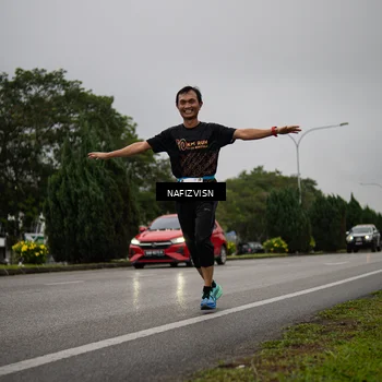 Runner Photo 8562031