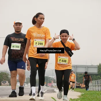 Runner Photo 8562041