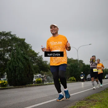 Runner Photo 8562042