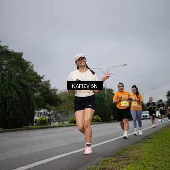 Runner Photo 8562076