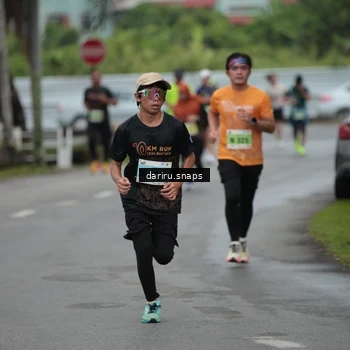 Runner Photo 8562097