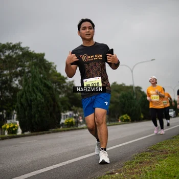 Runner Photo 8562172
