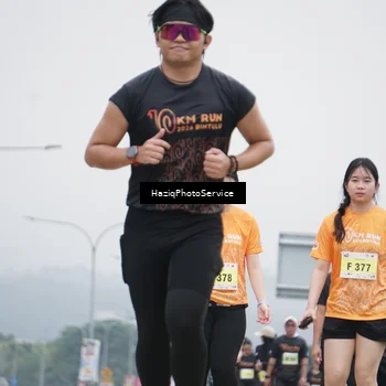 Runner Photo 8562194