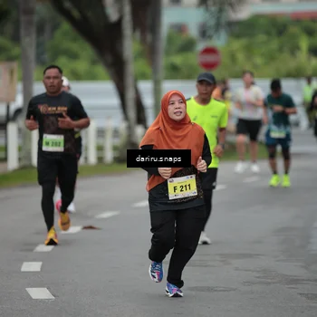 Runner Photo 8562198