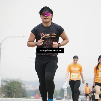 Runner Photo 8562203