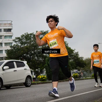Runner Photo 8562256