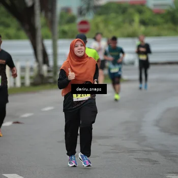 Runner Photo 8562259