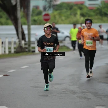 Runner Photo 8562262