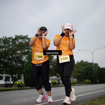 Runner Photo 8562293