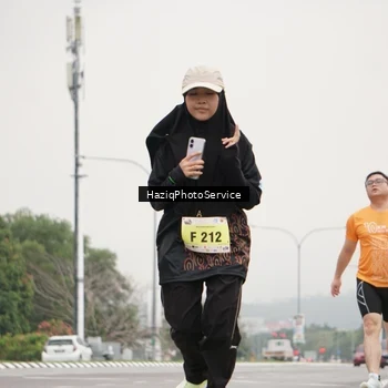 Runner Photo 8562317