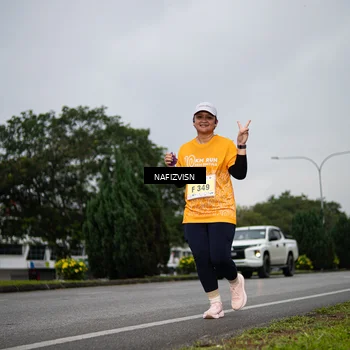 Runner Photo 8562331