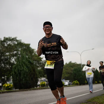 Runner Photo 8562403