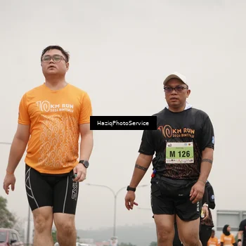 Runner Photo 8562427