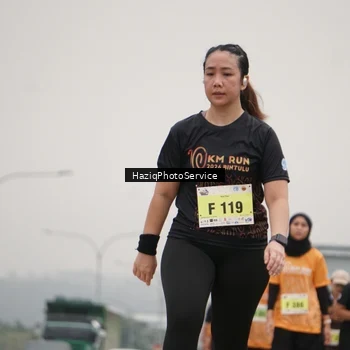 Runner Photo 8562471