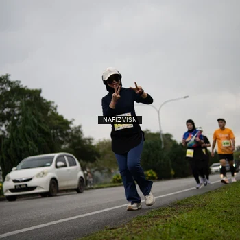 Runner Photo 8562472
